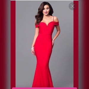 Long Neckline Off the Shoulder Sweetheart Dress